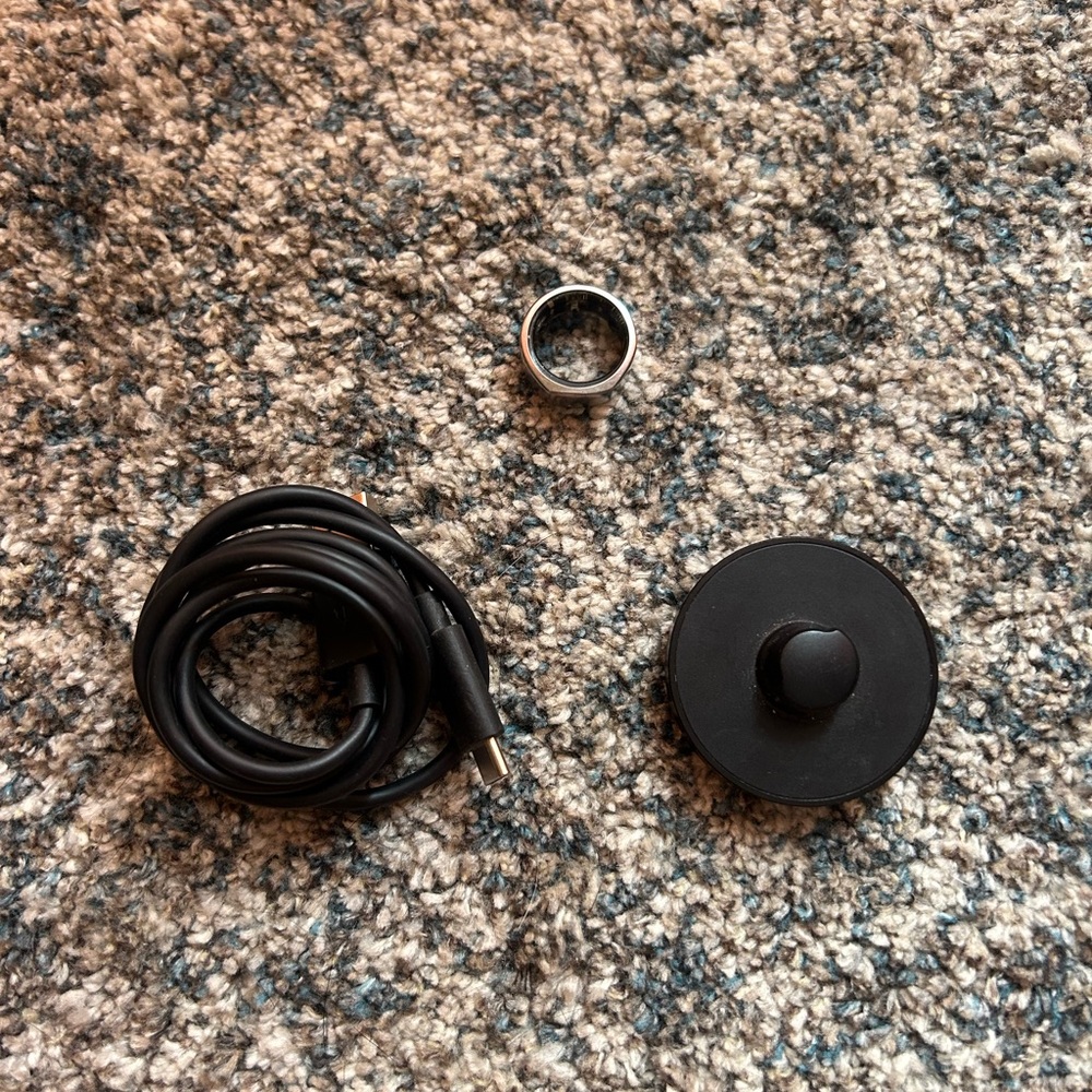 Oura ring heritage gen 3 size 6 silver